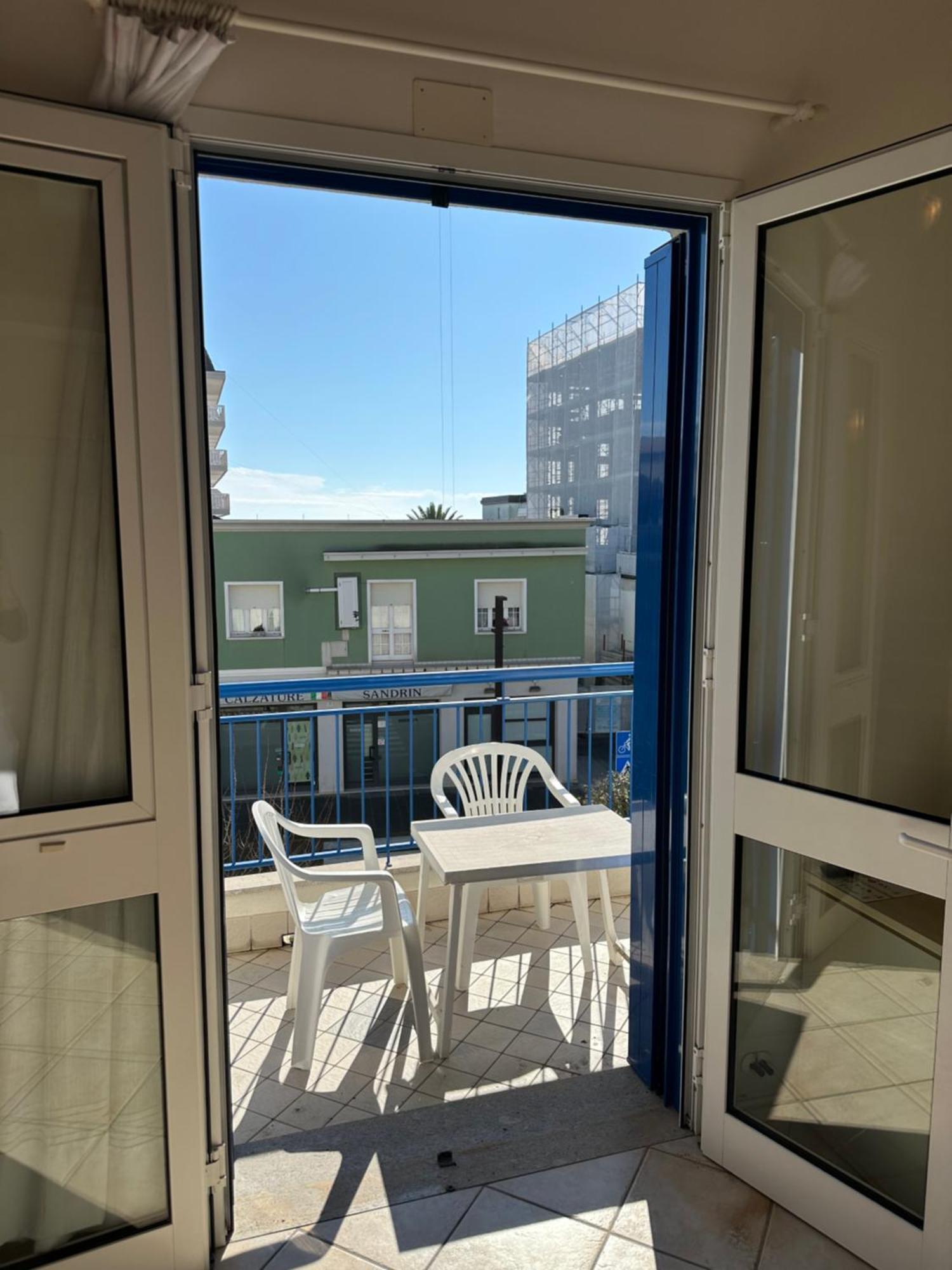 Residence Stefania Attici Su 2 Livelli - Agenzia Cocal Caorle Dış mekan fotoğraf